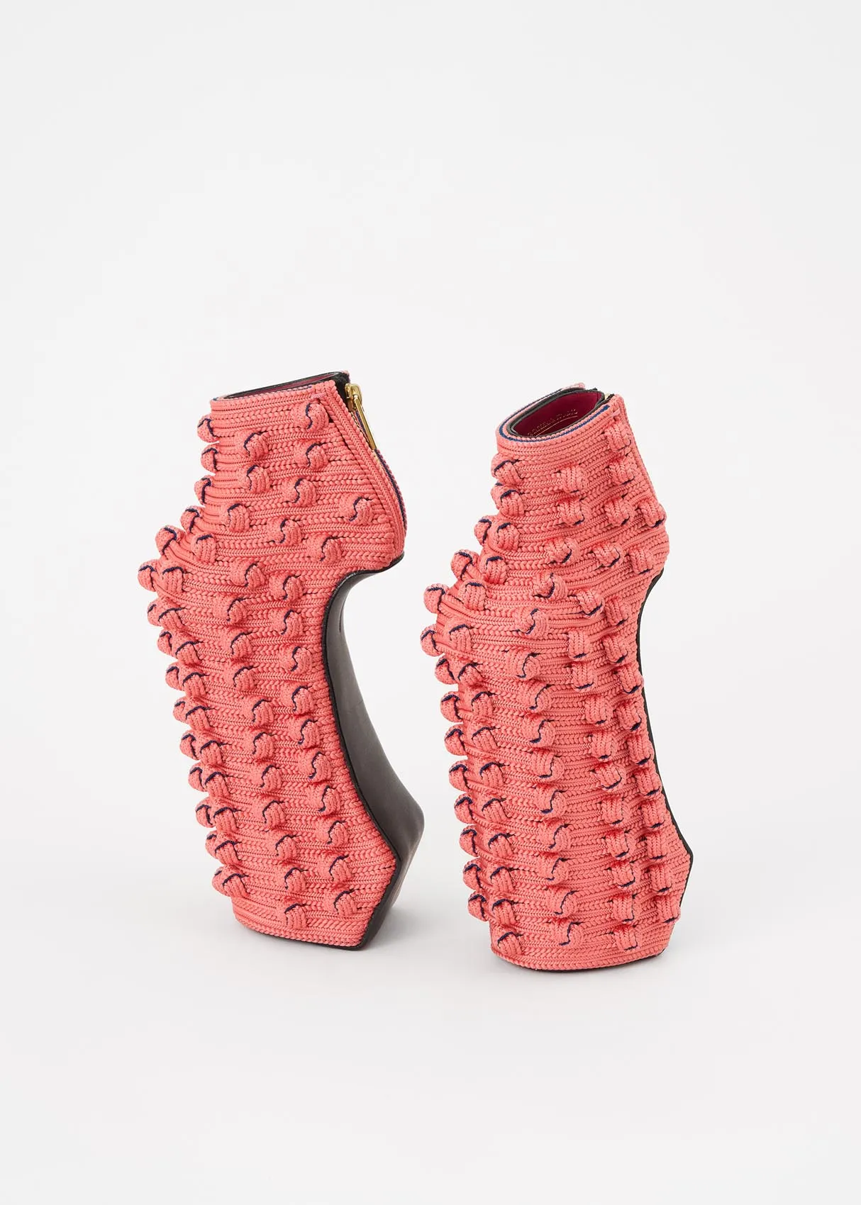 舘⿐則孝《ベビーヒールレスシューズ》